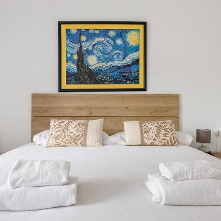 Besos - Bright Apartment Close To Congress & Port San Adrián de Besós Zewnętrze zdjęcie