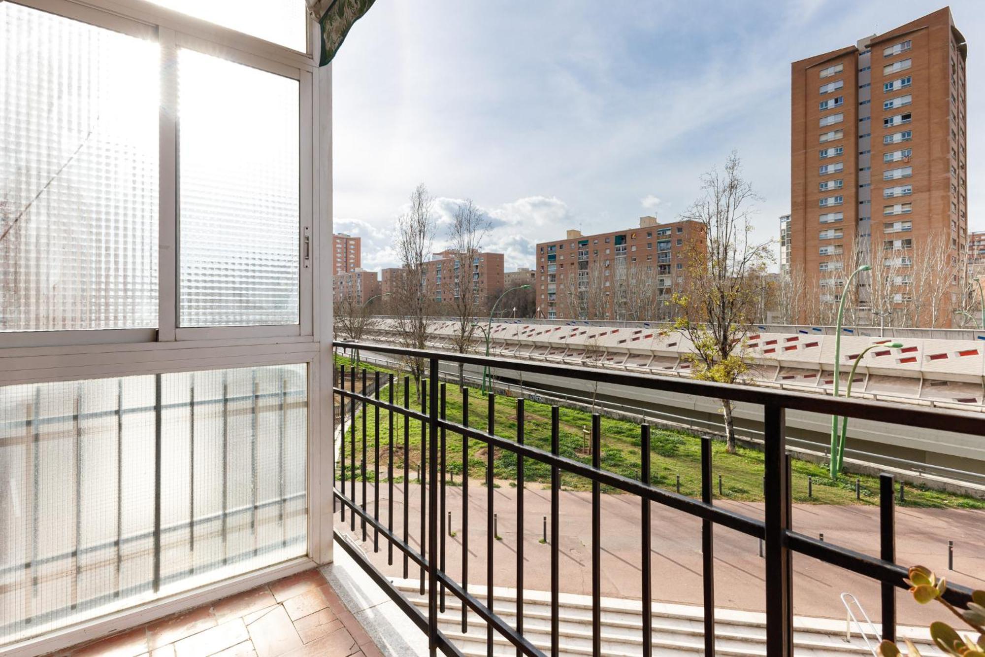 Besos - Bright Apartment Close To Congress & Port San Adrián de Besós Zewnętrze zdjęcie