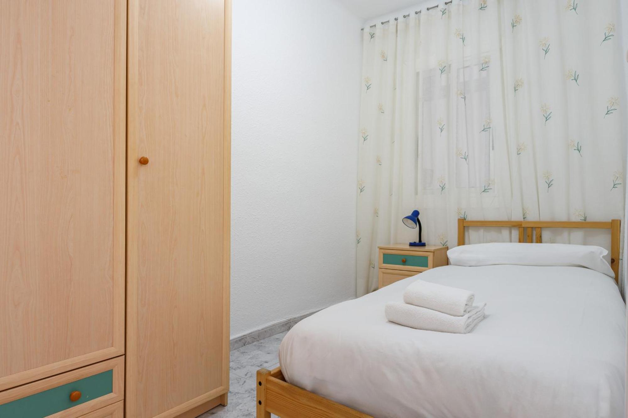 Besos - Bright Apartment Close To Congress & Port San Adrián de Besós Zewnętrze zdjęcie