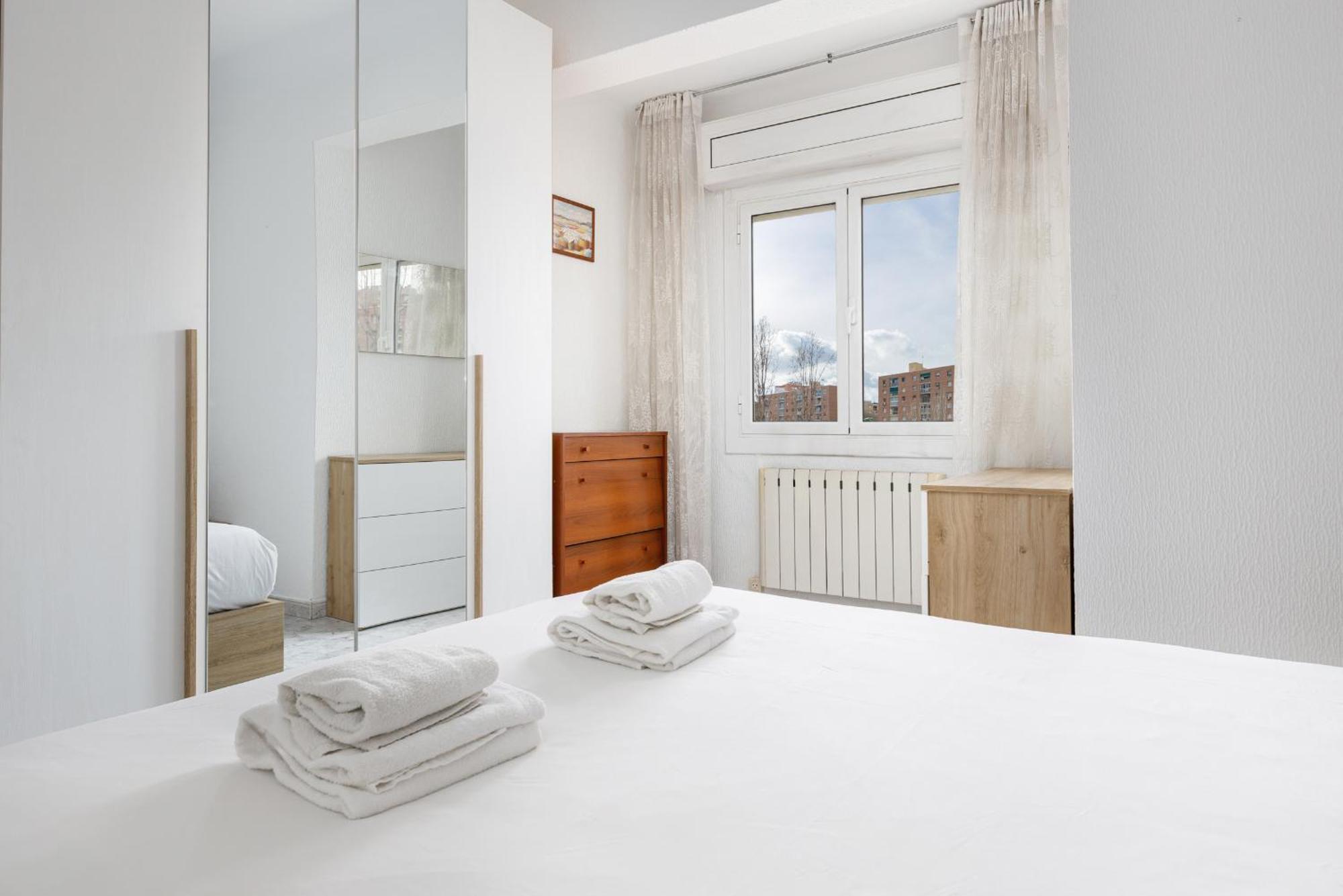 Besos - Bright Apartment Close To Congress & Port San Adrián de Besós Zewnętrze zdjęcie