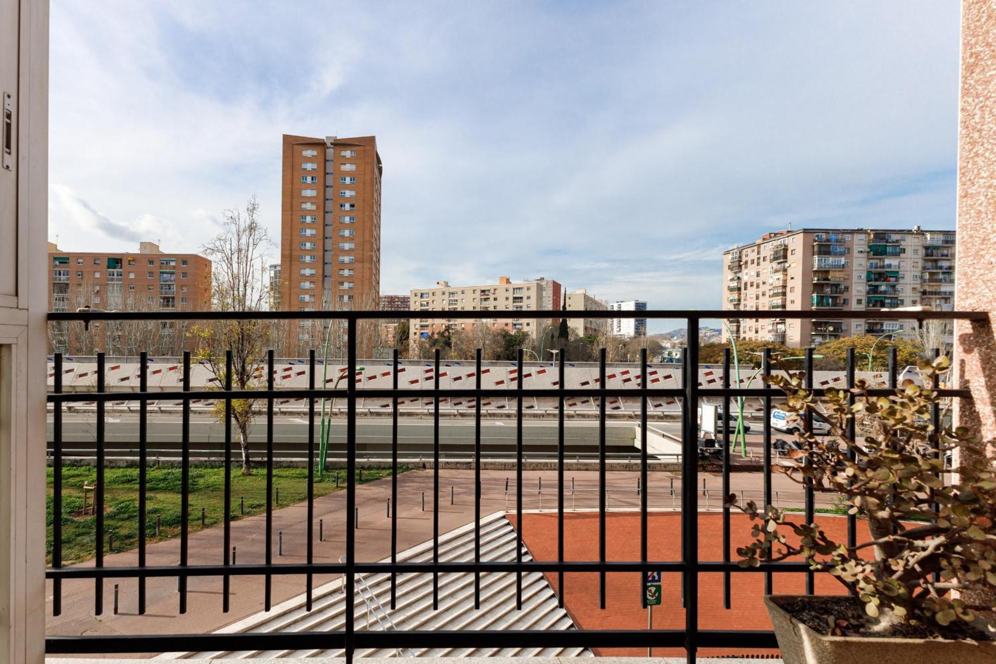 Besos - Bright Apartment Close To Congress & Port San Adrián de Besós Zewnętrze zdjęcie